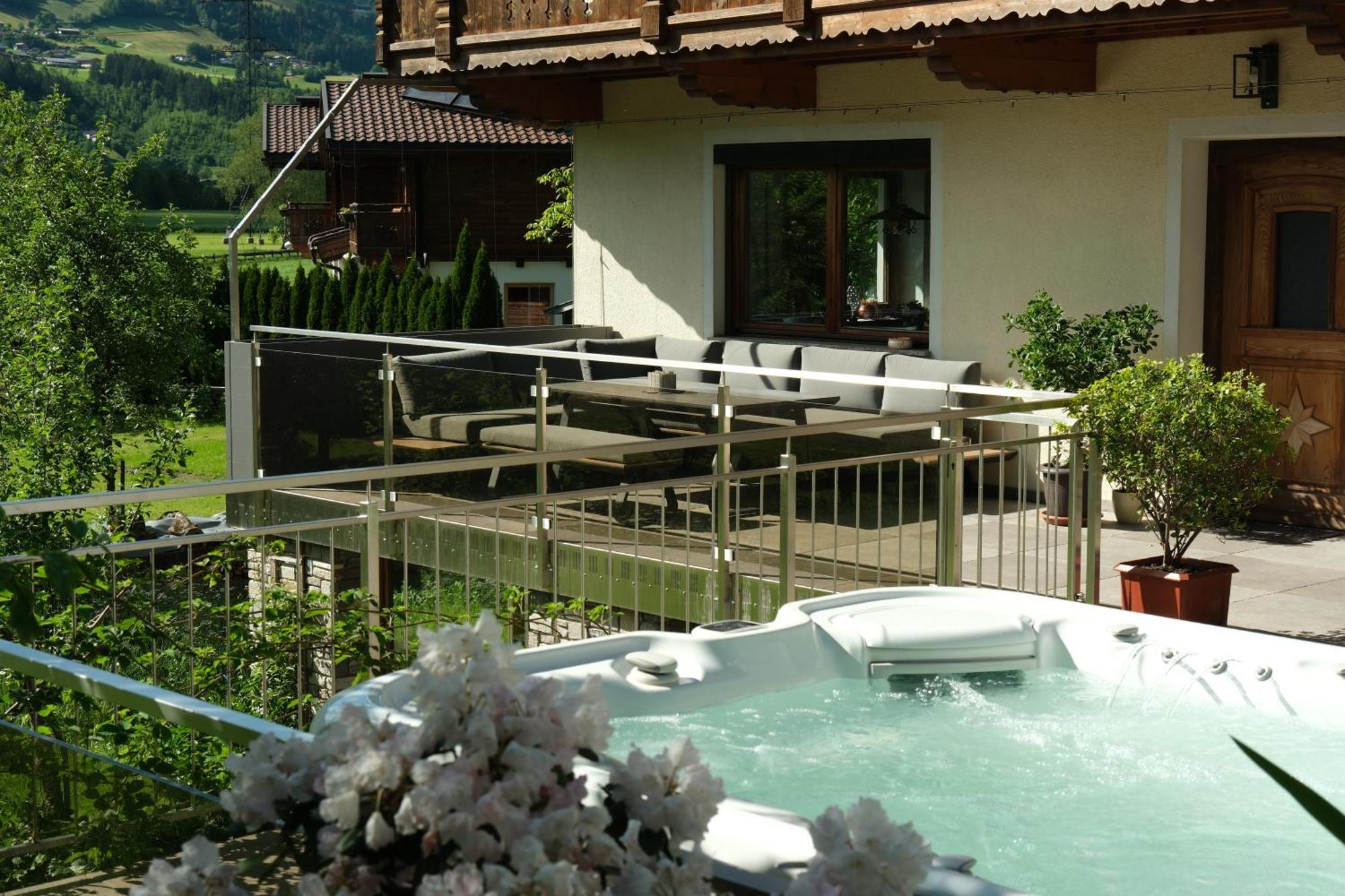 Apart Moidl Mit Privatem Pool 하르트 임 칠레르탈 외부 사진